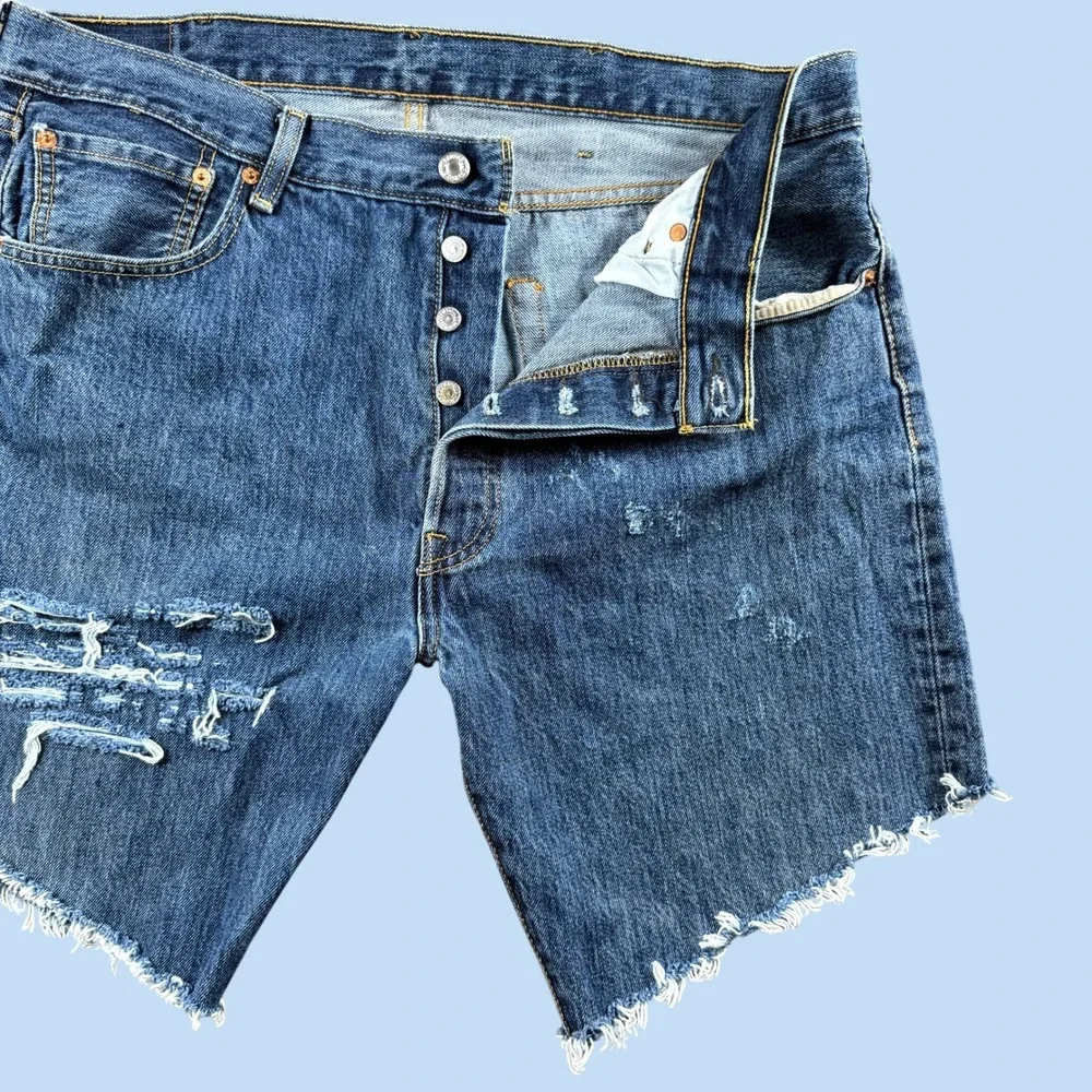 Levi's 501 Cutoff Shorts Men 38 Blue Distressed Button Fly Denim Summer Classic